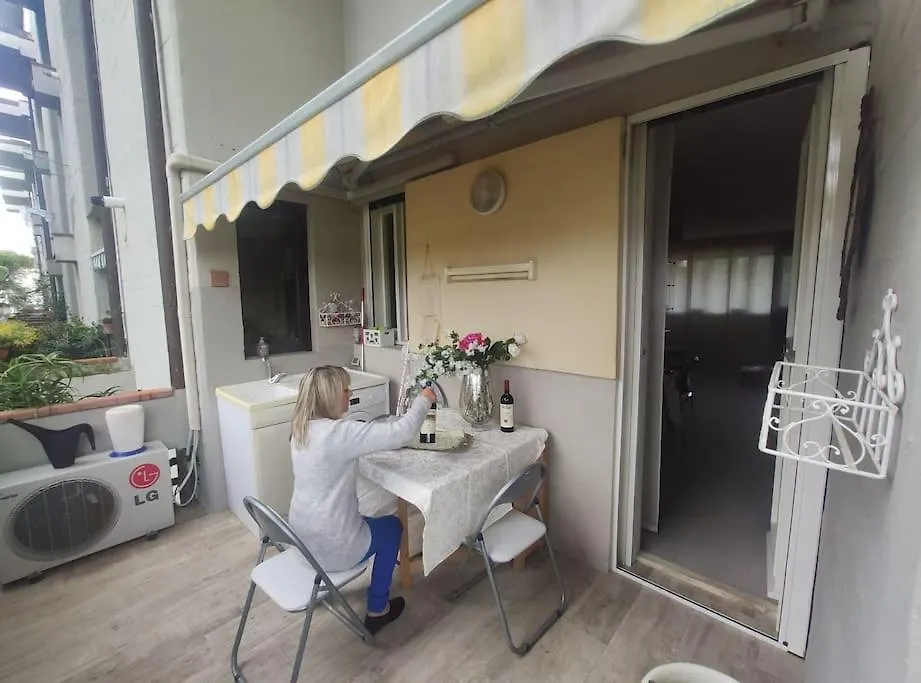 Appartamento Incantevole Con Parcheggio Gratuito Florence Apartment