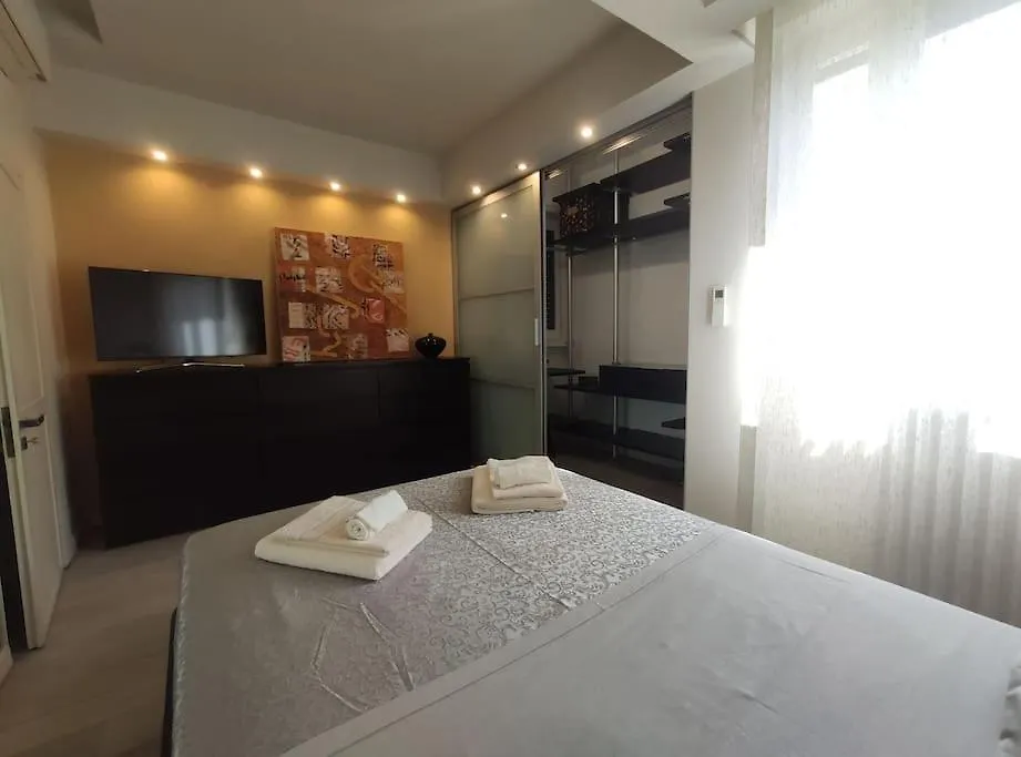 Appartamento Incantevole Con Parcheggio Gratuito Florence Italy