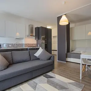 https://san-siros-lights.it-lombardy.com