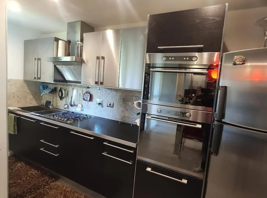 Appartamento Incantevole Con Parcheggio Gratuito Florence Italy